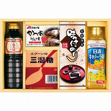 ●ハコ約36×24×7cm・重量=約2kg●有明海産味付のり(3切6枚)・三温糖500g・マルトモかつおだしの素(8g×3袋)・キッコーマンまろやか丸大豆しょうゆ500ml・日清キャノーラ油400g×各1【小麦・乳】